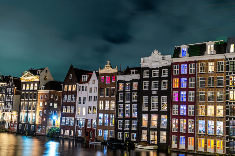 Hop-on Hop-off Bus Amsterdam : billets et circuits touristiques