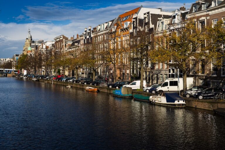 Croisière sur les Canaux d&rsquo;Amsterdam : réserver son tour en bateau
